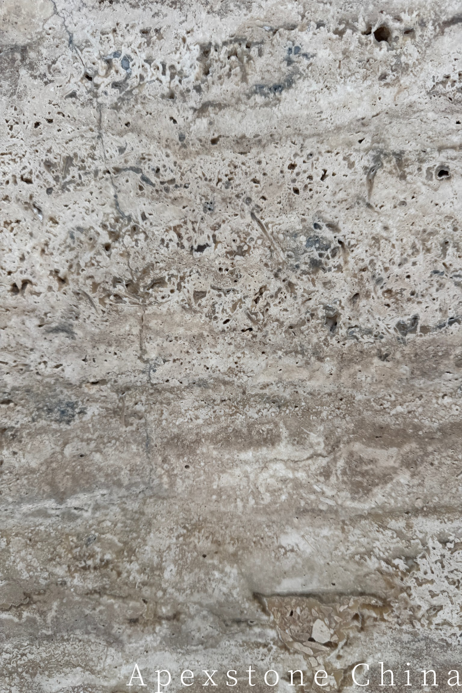 Travertine Classico Roma Travertine Travertine Classico Roma slabs in warm beige with gentle horizontal banding