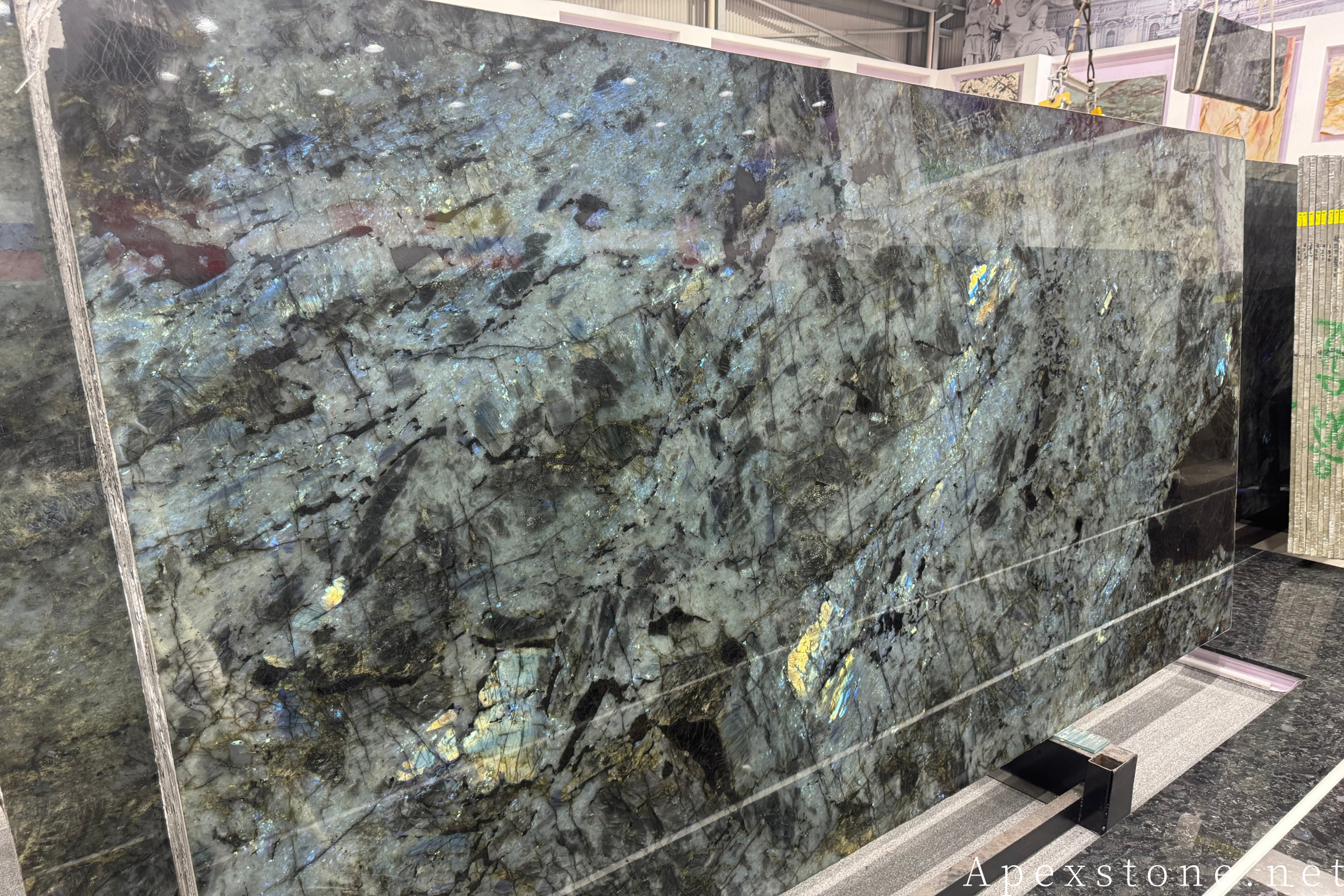 Blue Emerald Granite feature walls and accent walls design
